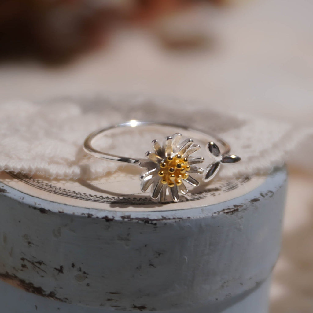 Blooming Daisy Adjustable Ring - Roseraie Gal