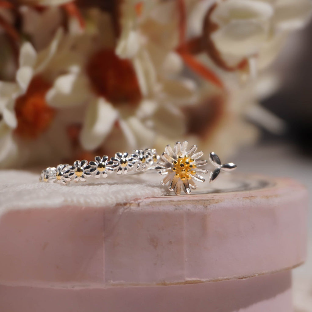 Blooming Daisy Adjustable Ring - Roseraie Gal