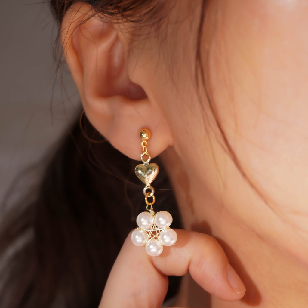 Blossom Pearl Dangle Earrings - Roseraie Gal