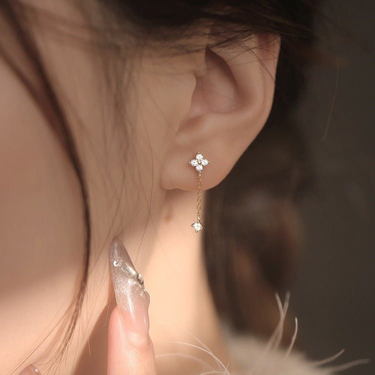 Dainty Floral Drop Earrings - Roseraie Gal