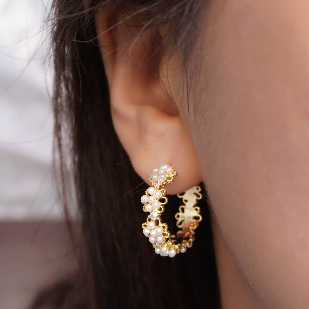 Floral Pearl Hoop Earrings - Roseraie Gal