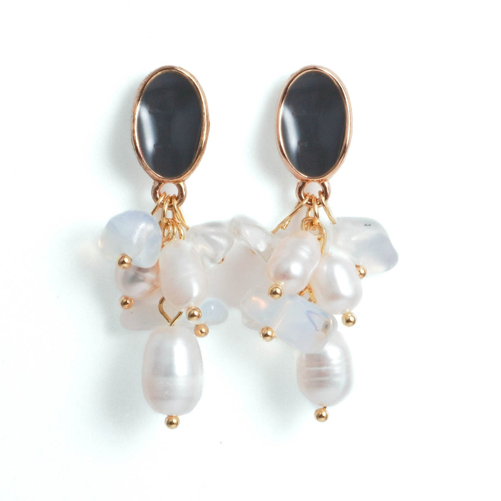 Moonlit Pearl Drop Earrings - Roseraie Gal