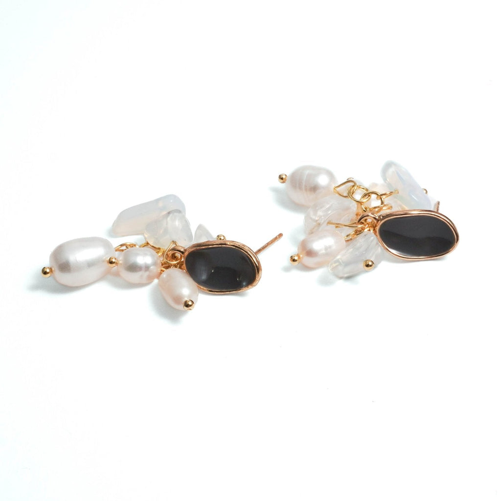 Moonlit Pearl Drop Earrings - Roseraie Gal