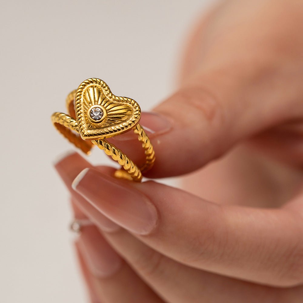 Radiant Heart Statement Ring - Roseraie Gal