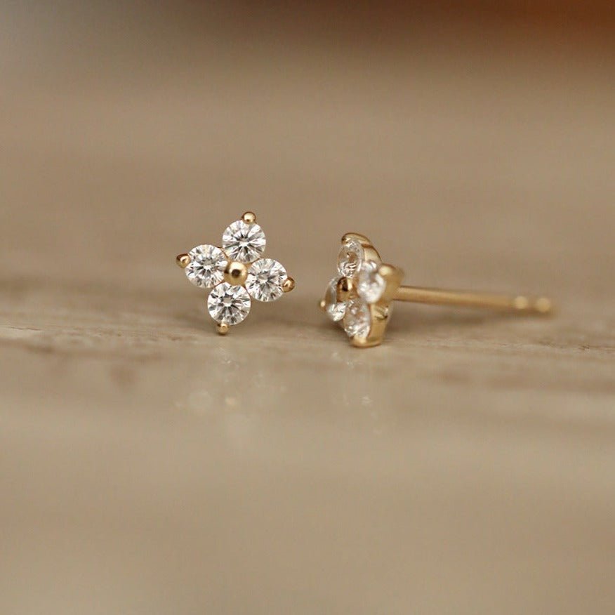 Tiny Clear Blossom Stud Earrings - Roseraie Gal